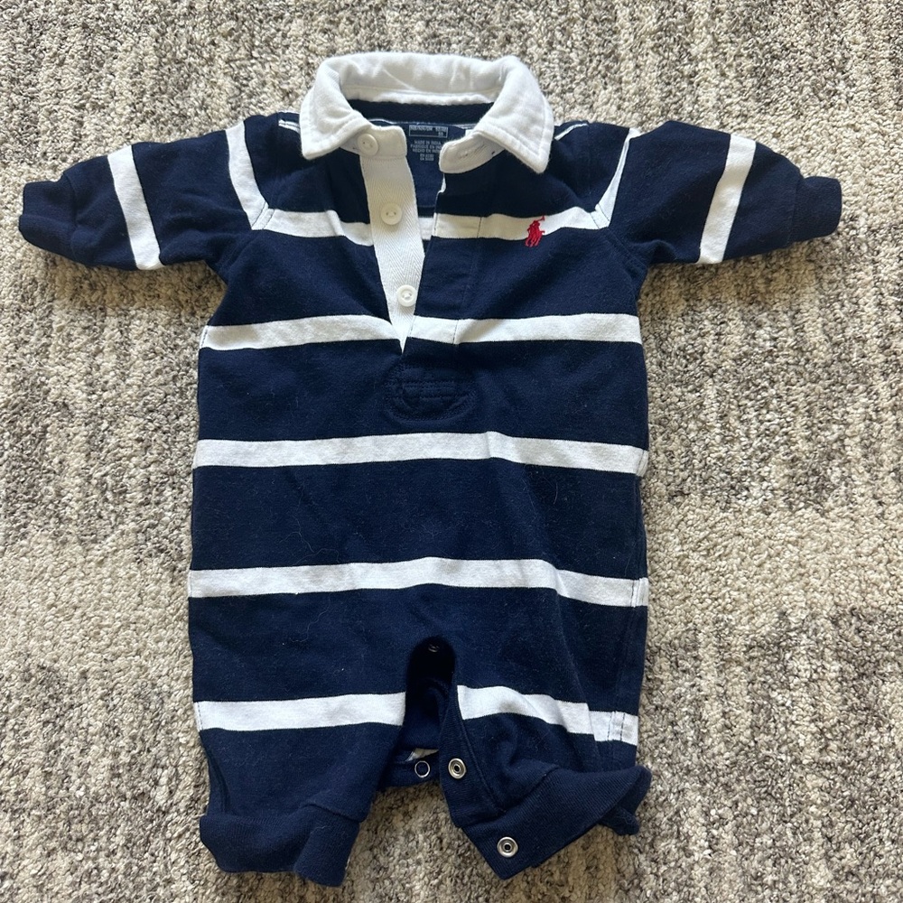 Polo Ralph Lauren onesie size newborn- mint condition worn 1x